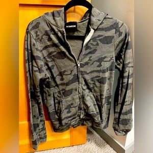 Monrow zip up hoodie in army